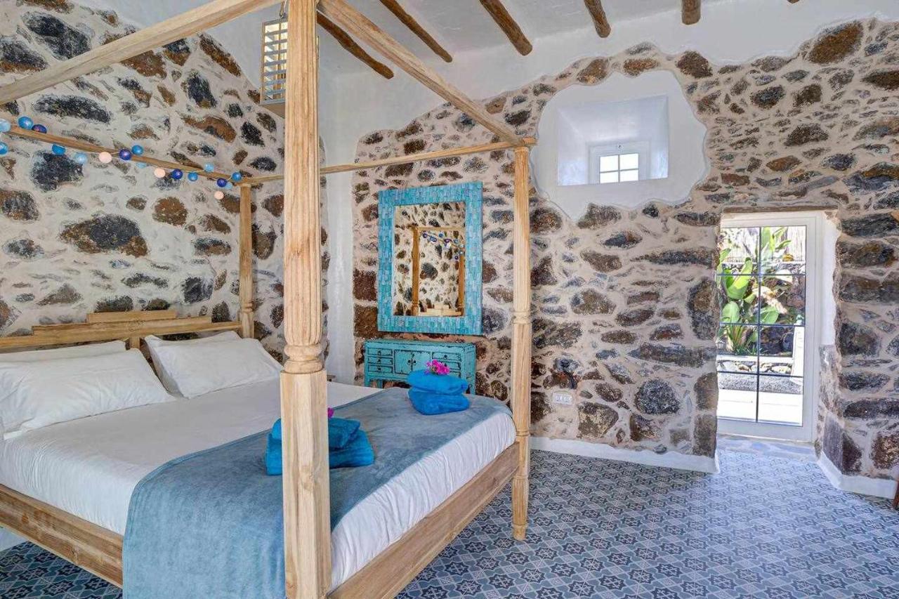 La Caldereta Rural Home ภายนอก รูปภาพ