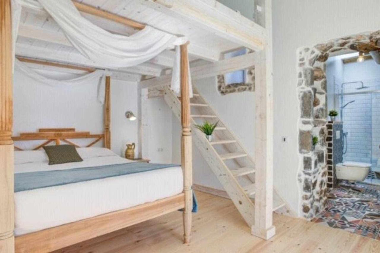 La Caldereta Rural Home ภายนอก รูปภาพ