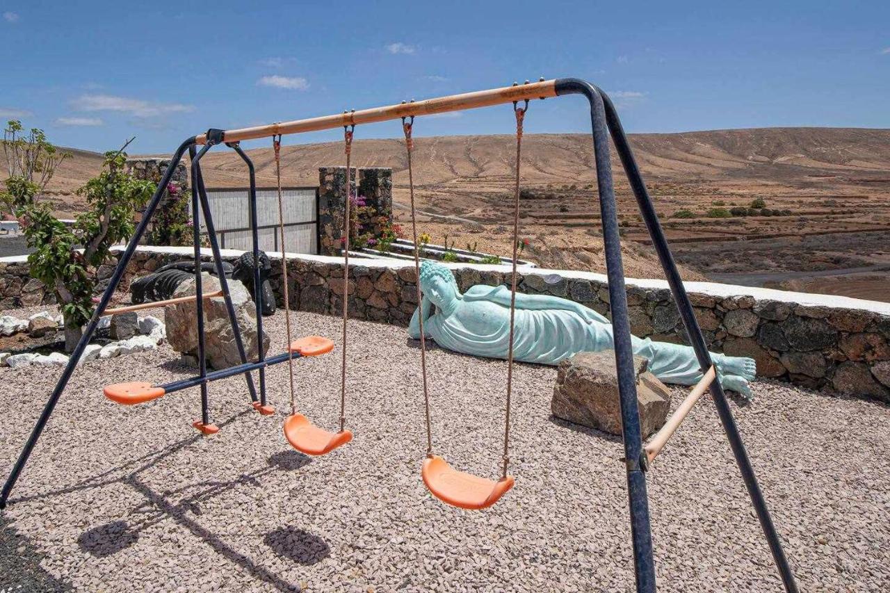 La Caldereta Rural Home ภายนอก รูปภาพ