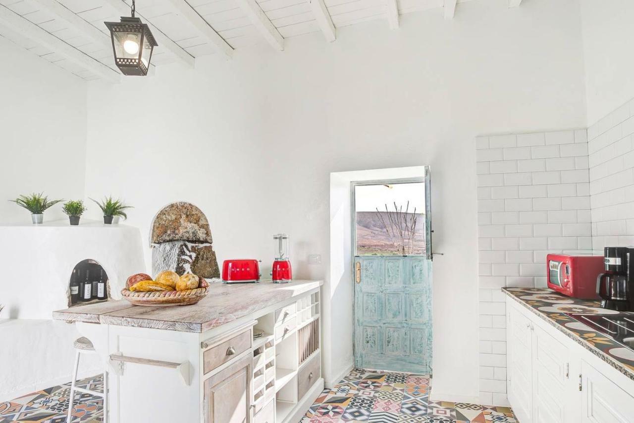 La Caldereta Rural Home ภายนอก รูปภาพ